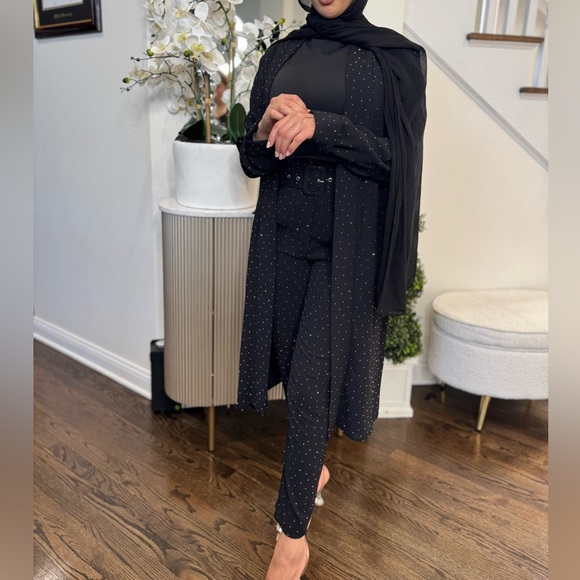 Studded Black Formal Events Wedding Women's Ankle Pant Set with Belt - Picture 4 of 4